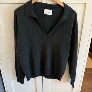SOLD Wilfred forest green V-Neck Sweater merino fine wool soft. Sz small